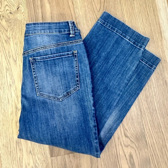 Chico’s the platinum Straight Crop Jeans Size 0.5‎ (small/6) - Picture 1 of 8